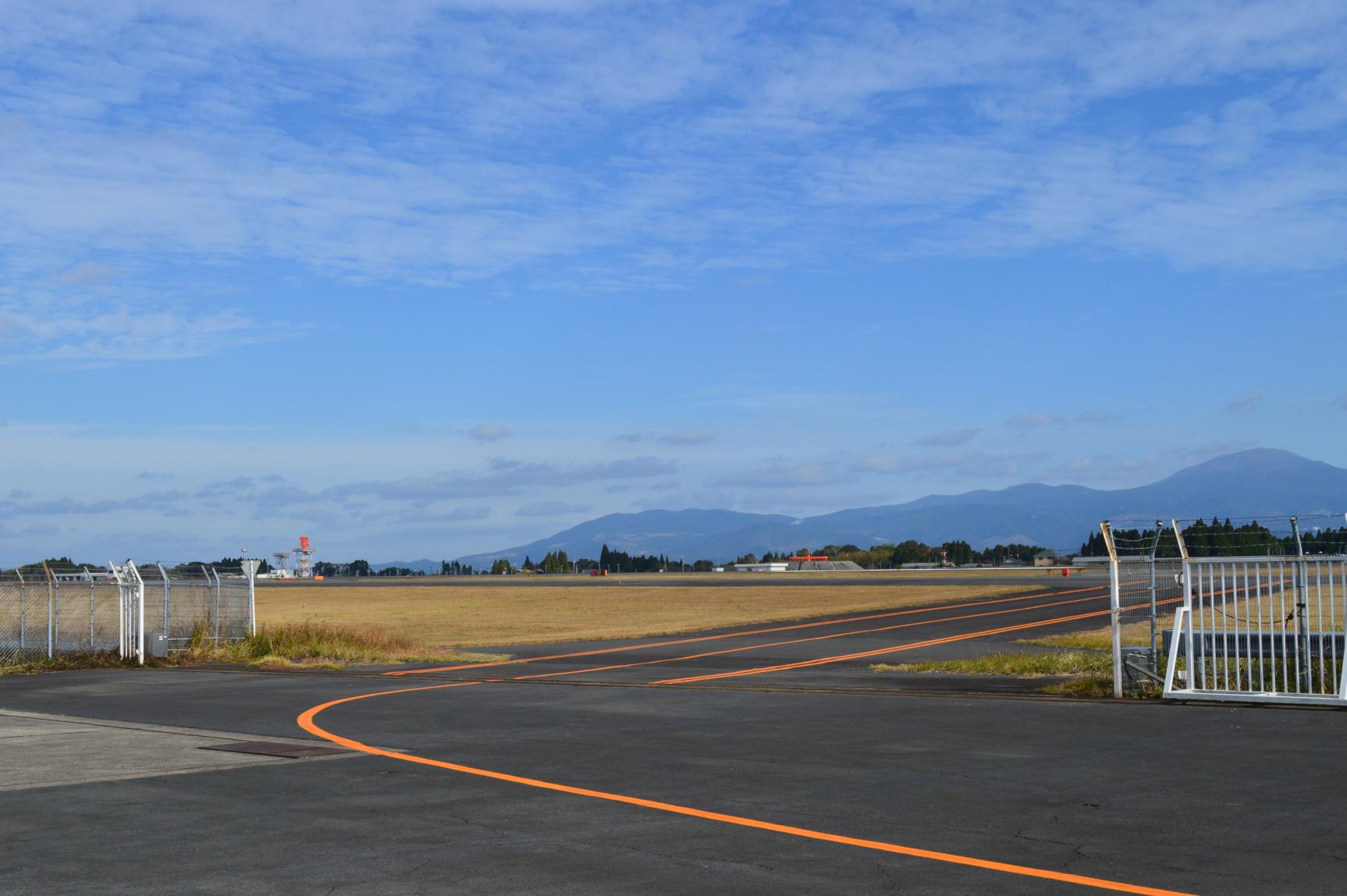 First head to the hangar and check out the exciting Cessnas-3