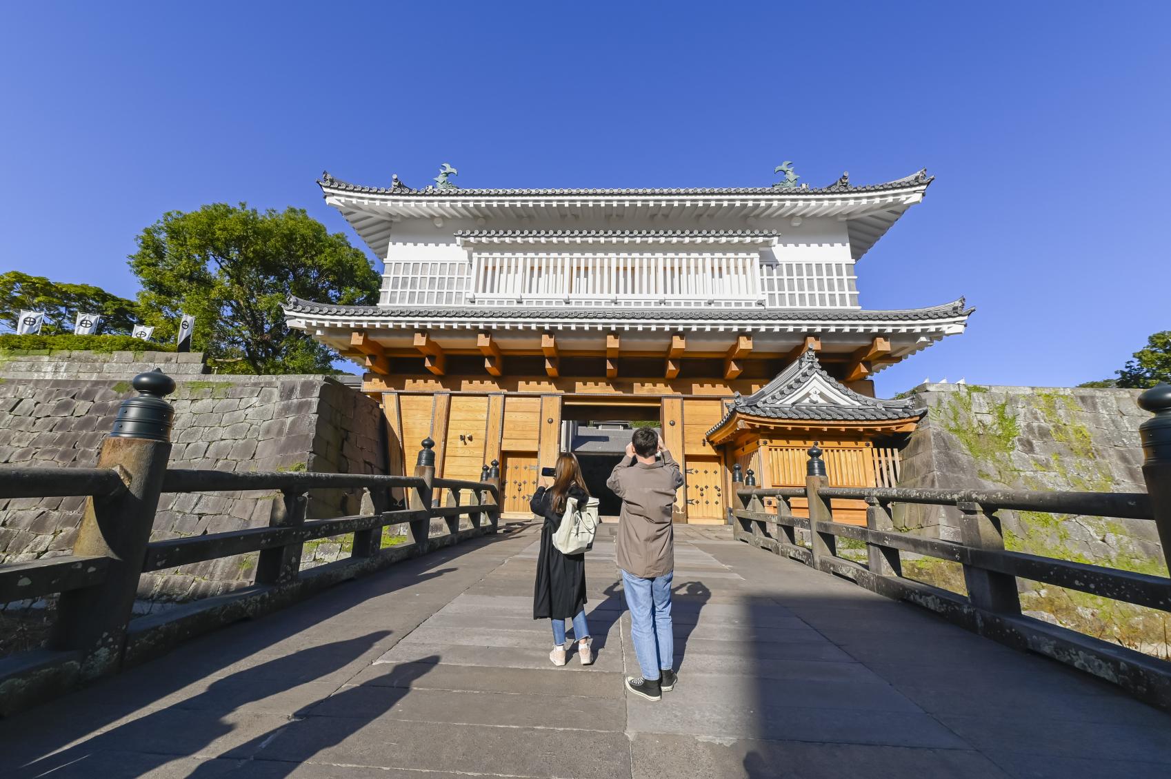 Kagoshima (Tsurumaru) Castle Ruins (Goromon Gate)-1